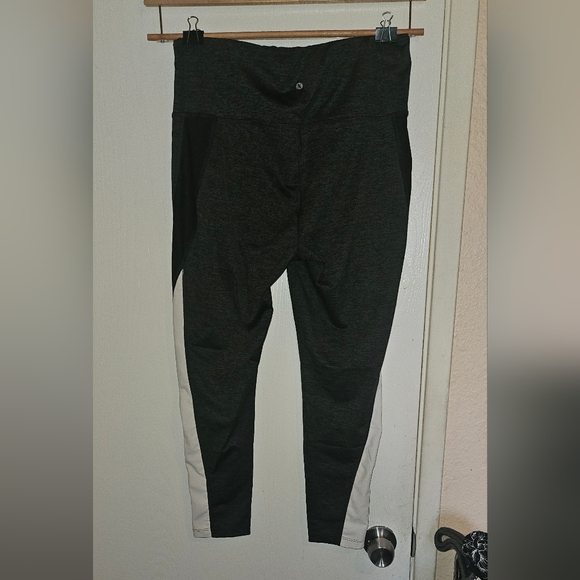 Activewear - Picture 2 of 3